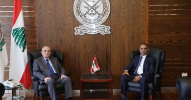 وزير الدفاع الوطني استقبل سفراء ووفدًا أميركيًا وبحث معهم دعم الجيش اللبناني وتطبيق القرار 1701