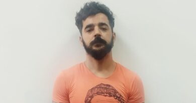 في الجنوب، ينشط بعمليات السلب بقوة السلاح منتحلًا صفة أمنية، هل من وقع ضحيّته؟