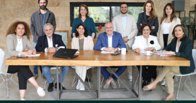 أطلقت حركة أُسُس طوعا، اليوم من مركزها في زغرتا، لوائح مؤلفة من ١١ مرشحًا