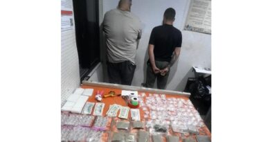 يروّج مع ابنه المخدّرات فيقعان في قبضة مفرزة استقصاء الجنوب